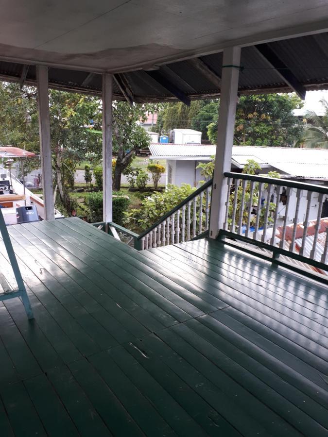 Waterfront 2 Story Deluxe Duplex Apartment Almirante ภายนอก รูปภาพ